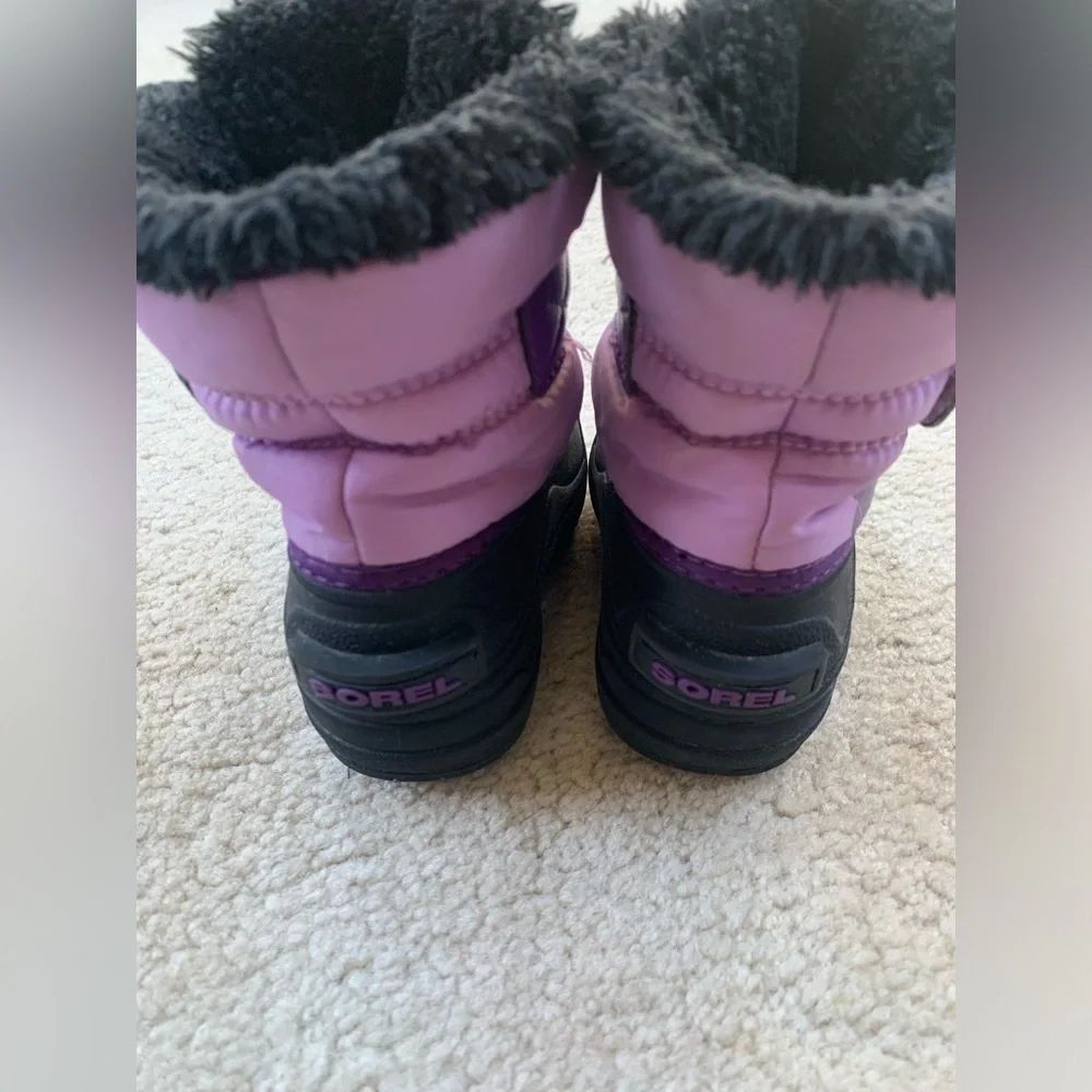 Sorel Toddler Size 6 Snow Commander Winter Boots in Purple